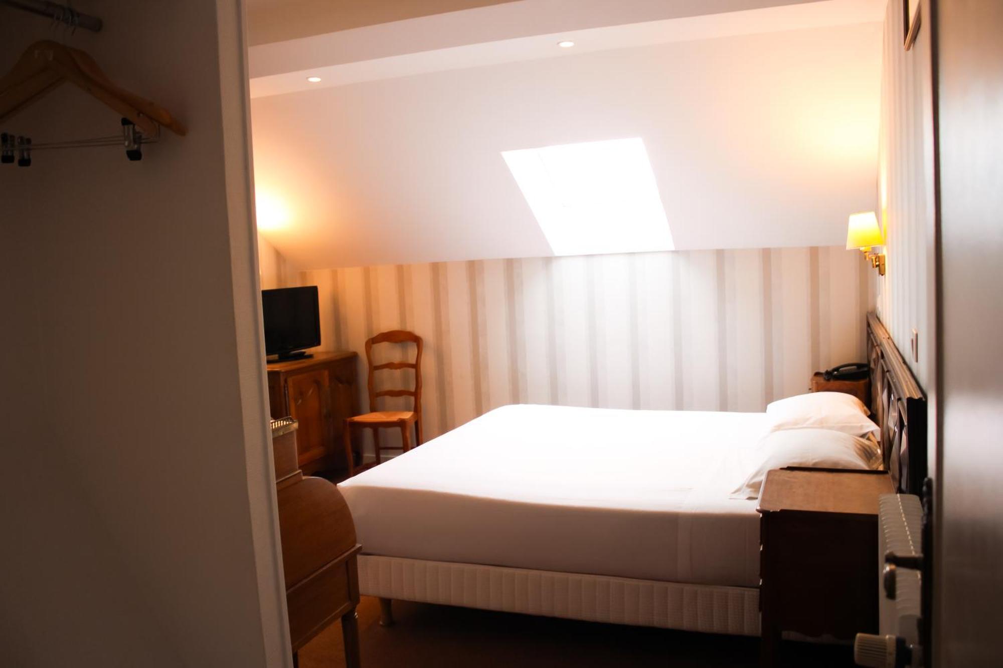 Hotel La Villa Fleurie Beaune  Bagian luar foto