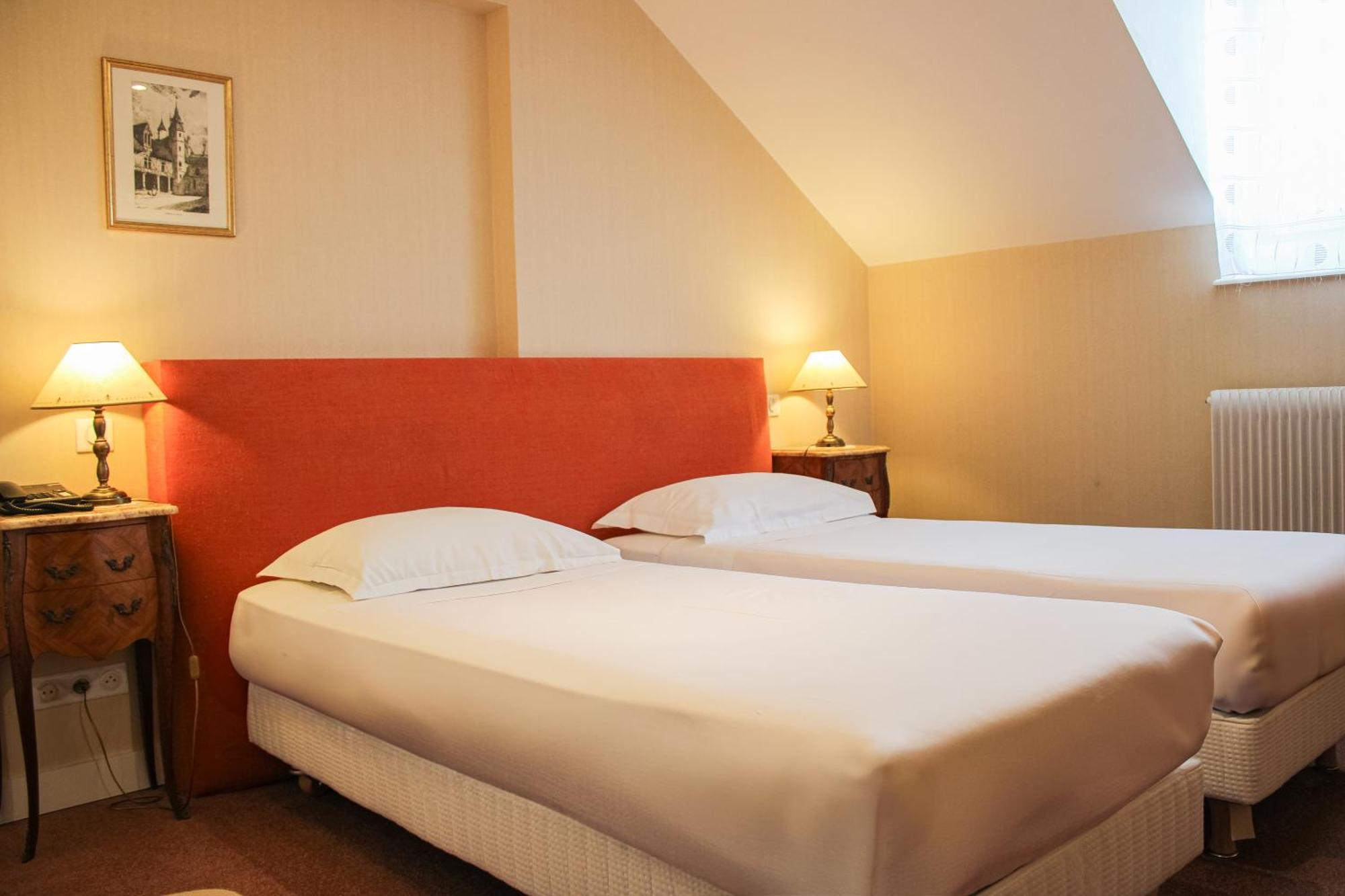 Hotel La Villa Fleurie Beaune  Bagian luar foto