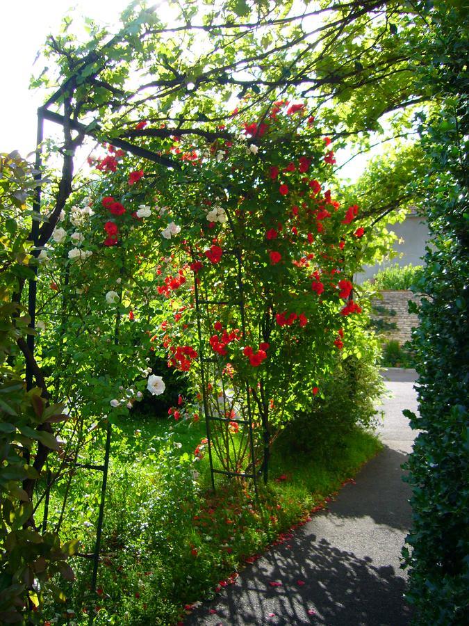 Hotel La Villa Fleurie Beaune  Bagian luar foto